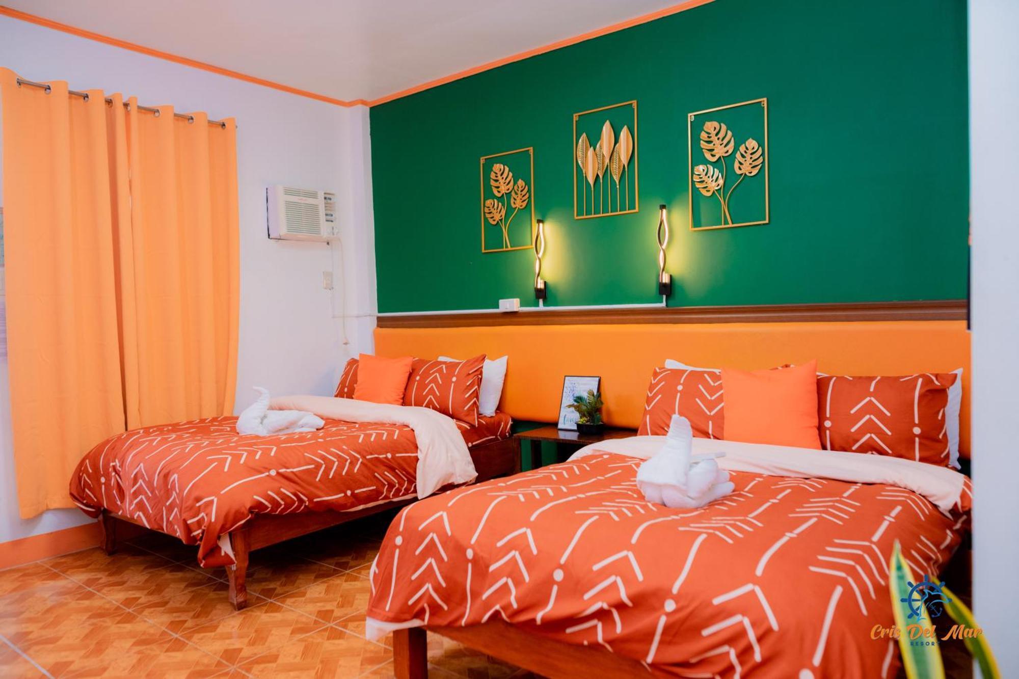 Cris Del Mar Resort Bolinao Exterior photo
