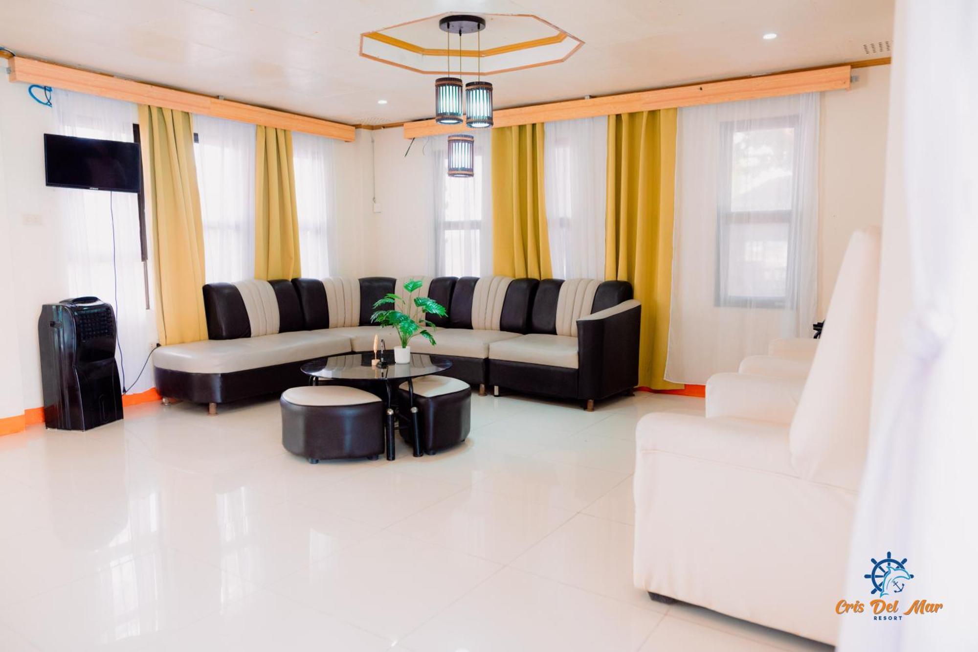 Cris Del Mar Resort Bolinao Exterior photo