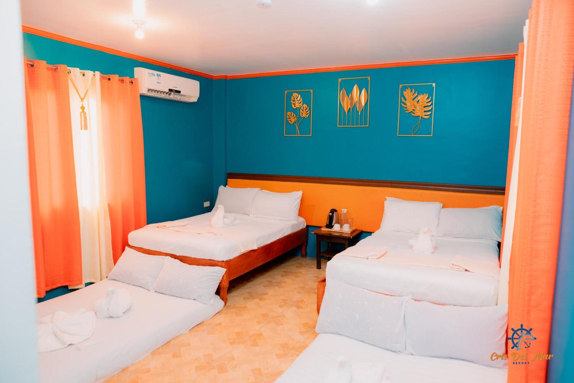 Cris Del Mar Resort Bolinao Exterior photo