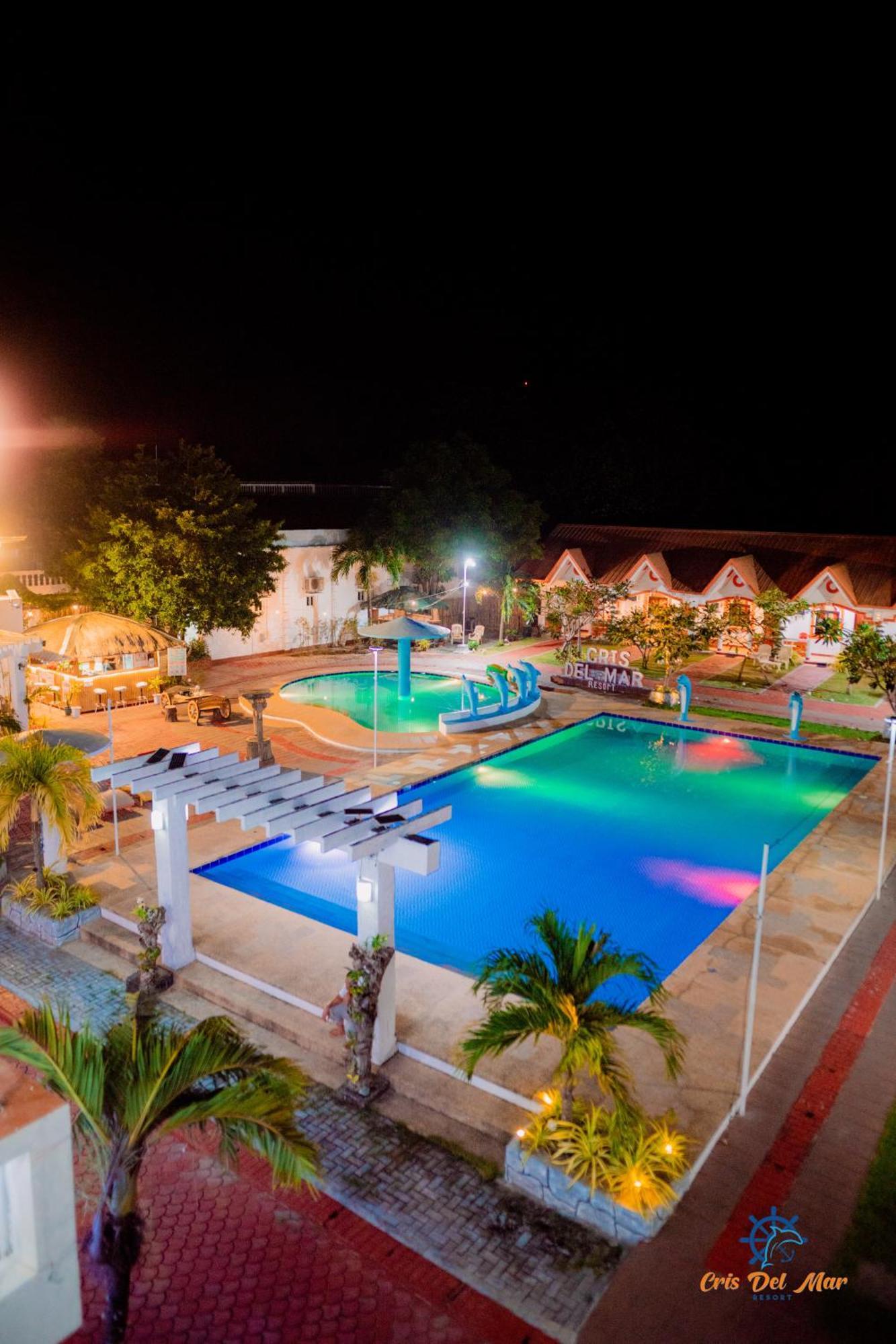 Cris Del Mar Resort Bolinao Exterior photo