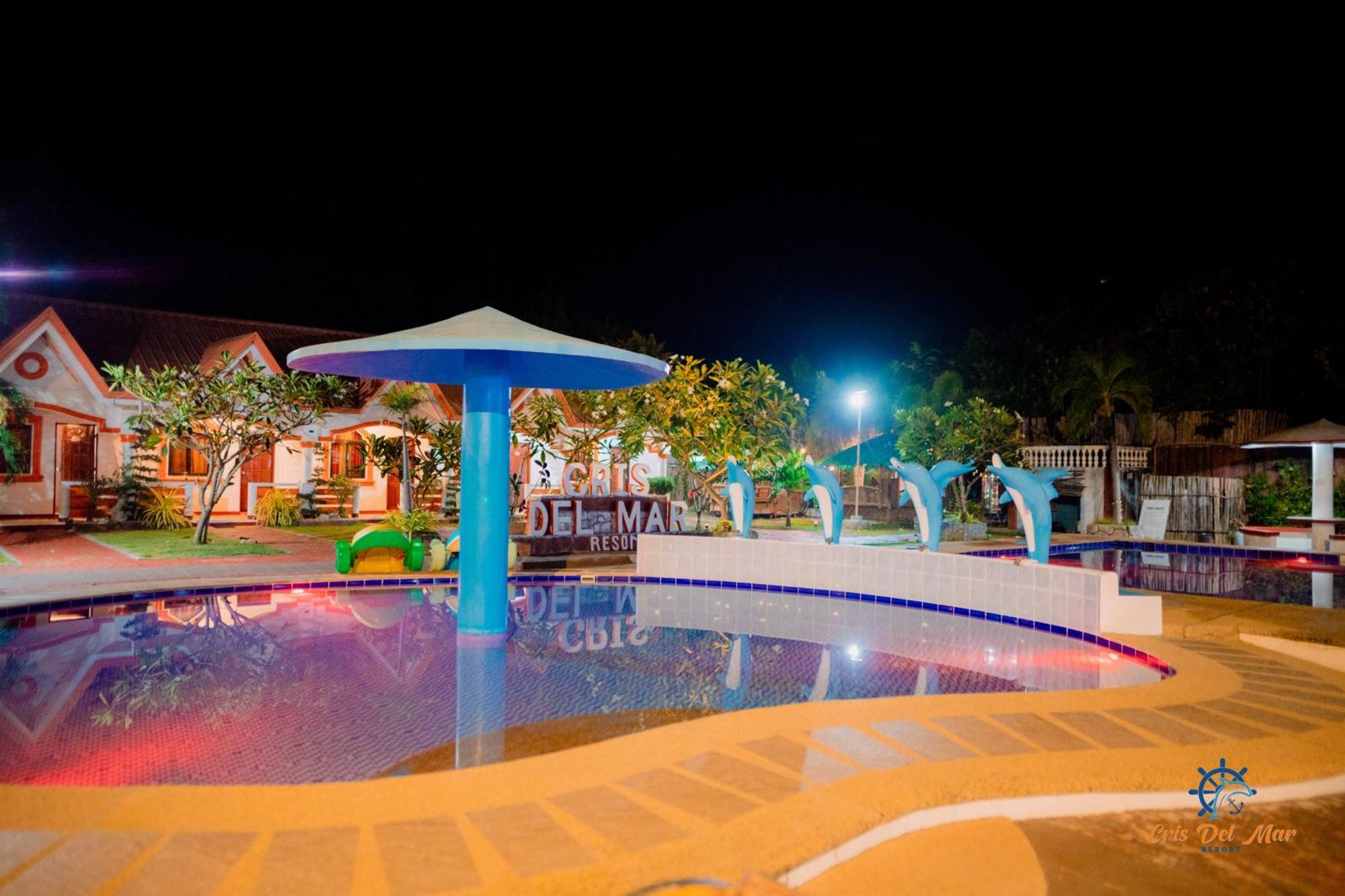 Cris Del Mar Resort Bolinao Exterior photo