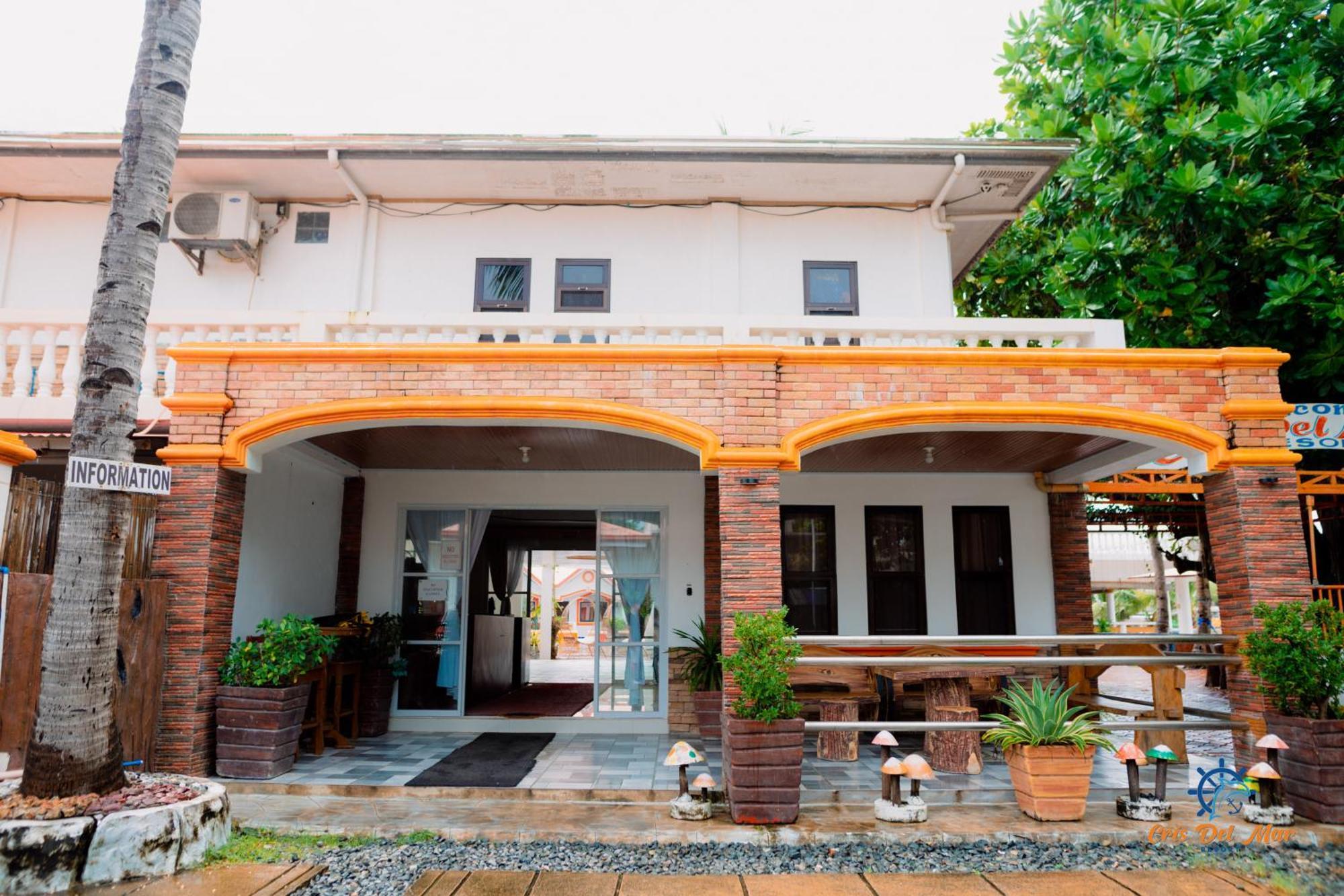 Cris Del Mar Resort Bolinao Exterior photo